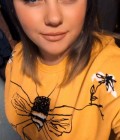 Rencontre Femme : Evgenia, 21 ans à Ukraine  Днепр